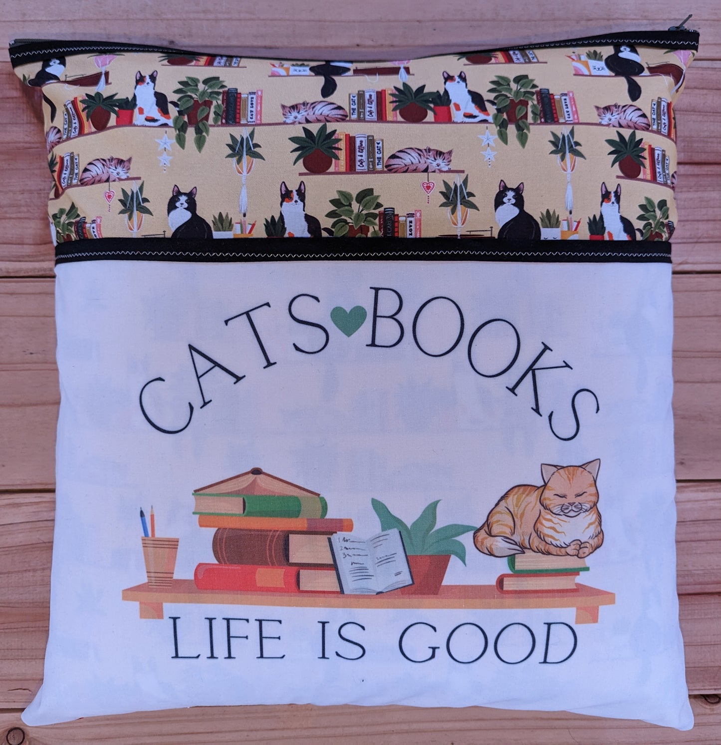 Cats & Books Readers Bundle